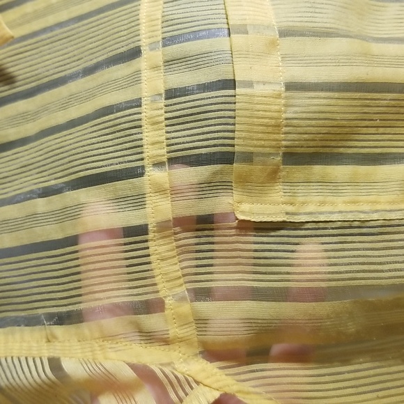 XL Yellow Cap sleeved shirt - Picture 2 of 5